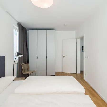 Ferienwohnung-13-strandhaus-seeblick-binz Appartement *